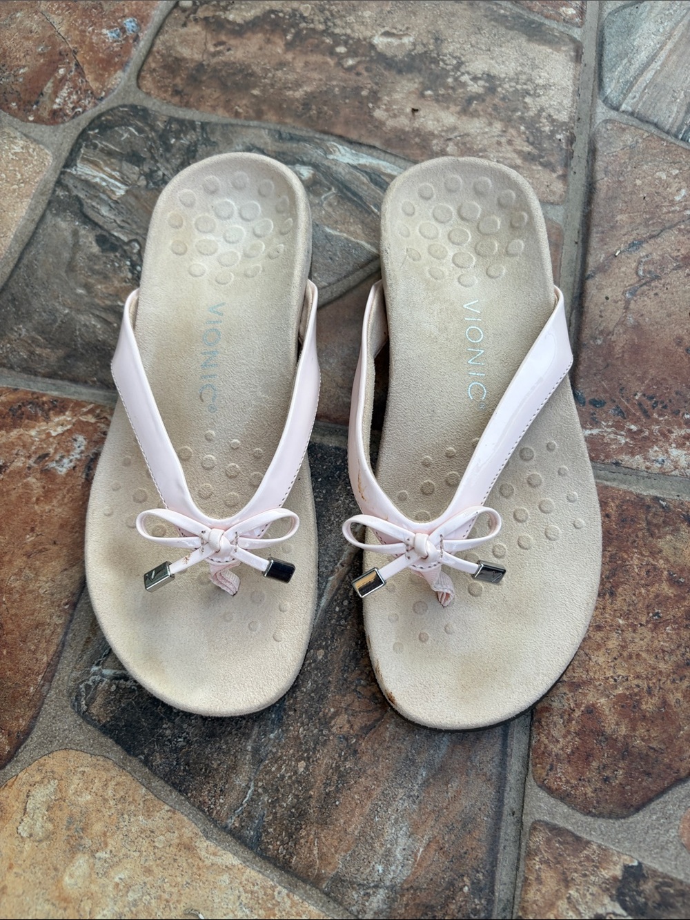 Vionic Women's Light Pink Bow Thong Sandals